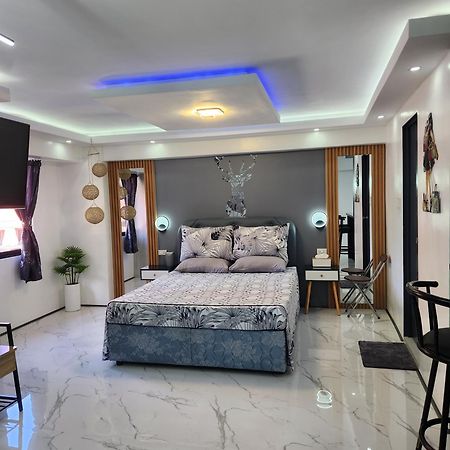 Condo Azur Suites B207 Near Airport, Netflix, Stylish, Cozy With Swimming Pool Lapu-Lapu City Buitenkant foto